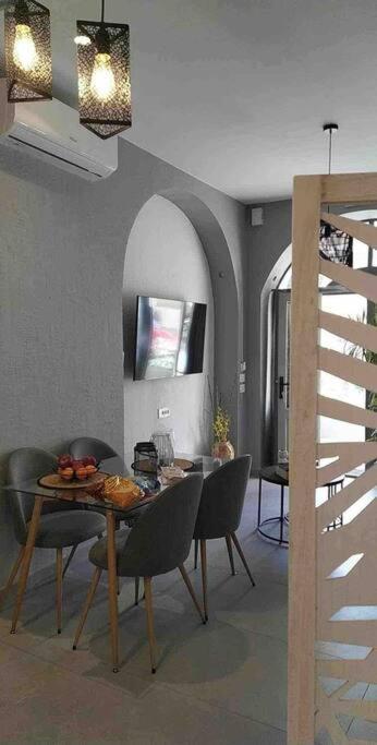 Antoniou Santorini Luxury Home Fira  Exteriör bild